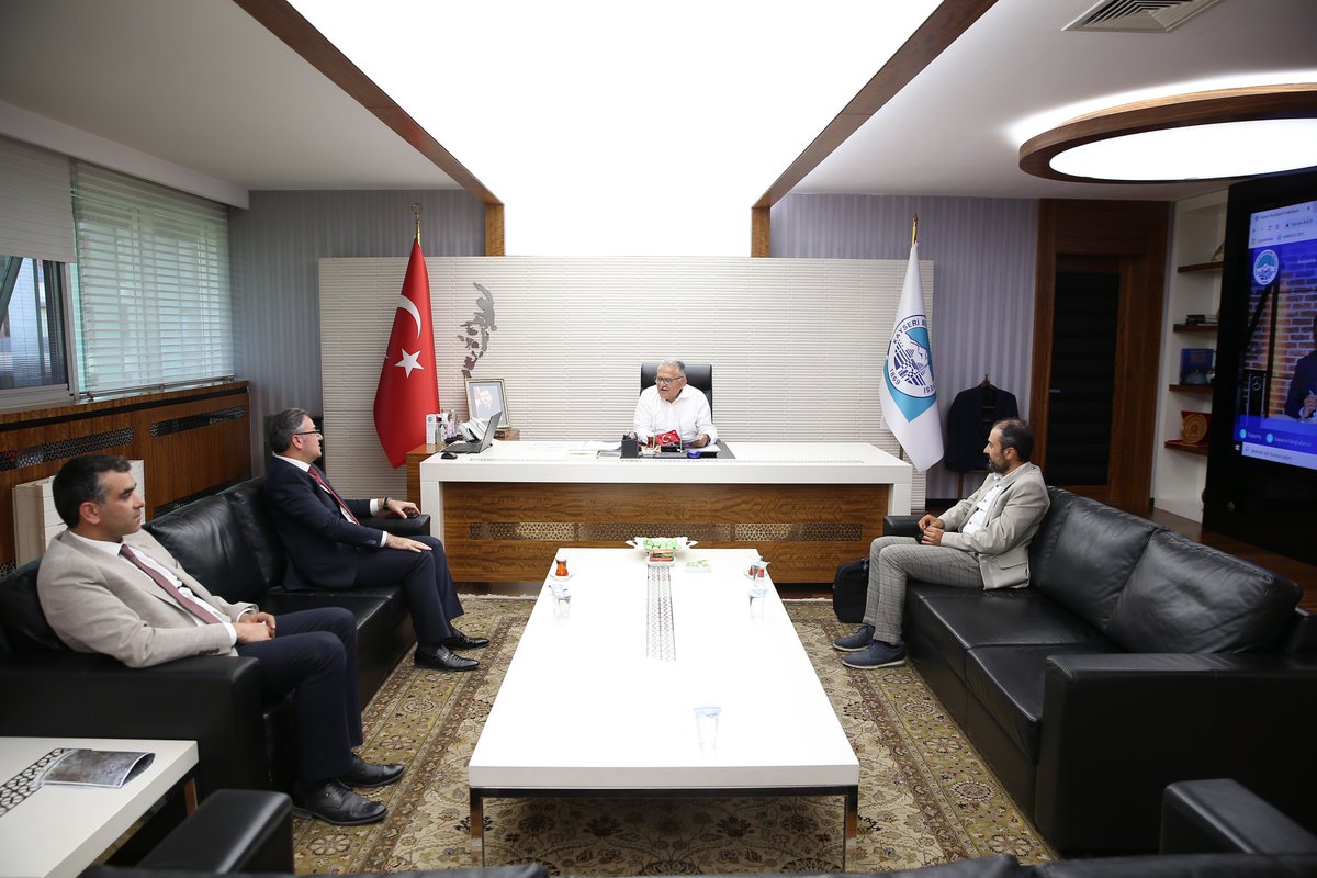 Memduh Büyükkılıç