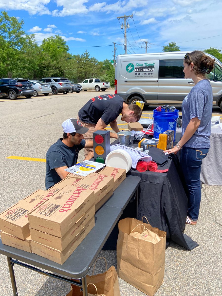 GraniteCityElec's tweet image. Thank you to everyone who showed up at our Cruisin with Cooper event in Plymouth yesterday! Make sure you are keeping of track of where we are next, we only have 3 more left! 

June 29th is Billerica &amp;amp; Hartford! #counterdays #cooperlightingsolutions #GCE
hubs.la/H0QYNjl0