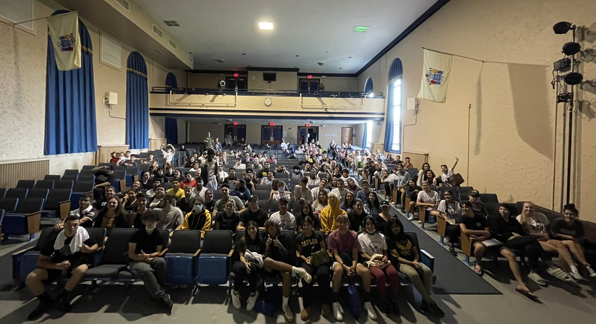 I just had the pleasure of reading Oh the Places You’ll Go to the class of 2021–Congratulations!! Go move your mountain!