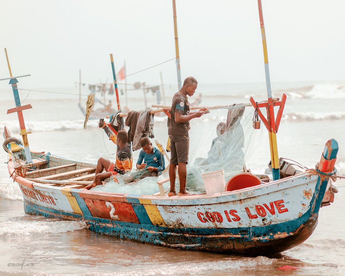 armahjose's tweet photo. Wer mi come from, Jamestown. Our job, proud #Ganyobi. #LetsGoFishing #LetsChangeTheNarrative https://t.co/11dN9vsN5O