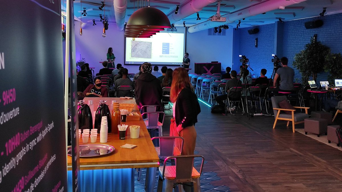 #DataXDay tweet media