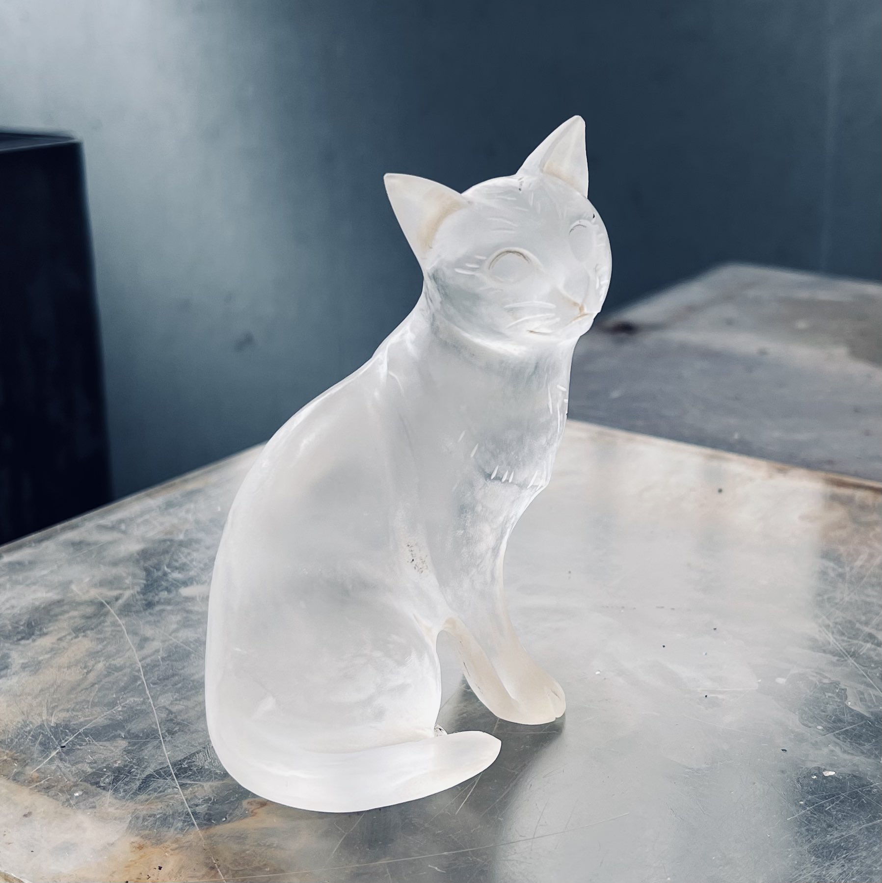【 天然石 水晶 キュート にっこり 微笑み 猫 さん　置物 彫物 浄化 】 貴石彫刻オオヨリ on X: 