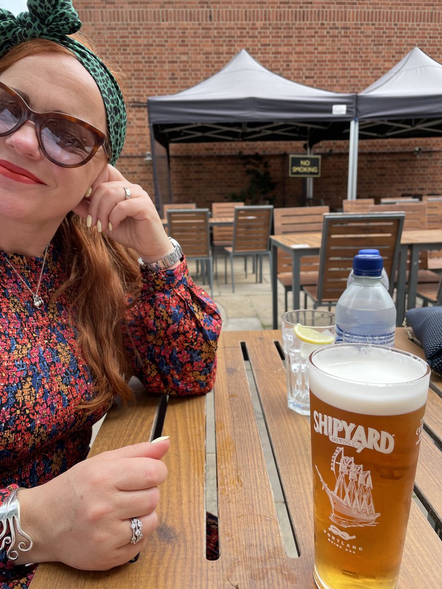 bissy72's tweet image. Off to the races #Newmarket