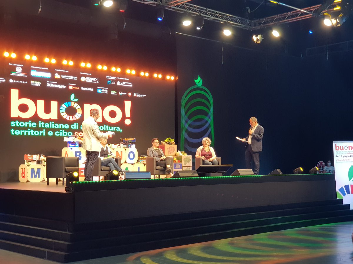 📹Federico Longobardi, Primo Principio; l'Assessora Enrica Onorati; Simona Limentani; Giorgia Pontetti <a href="/TheFerrariFarm/">Ferrari Farm Soc Agr</a>; Luigi Galimberti di Sfera, raccontano l'innovazione nell'Agri food 
#BuonoSostenibile #DietaMediterranea #FoodSystems