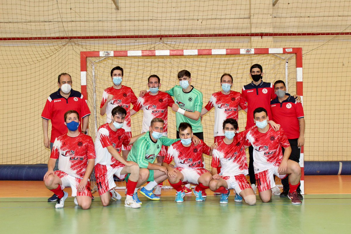 Tampoco hubiera sido posible sin la colaboración de:
🚙AUTORECAMBIOS LUIS🚙

Que nos hicieron estas camisetas tan chulas con las que hemos disfrutado tanto en la pista.

GRACIAS POR EL APOYO
#autorecambiosluis