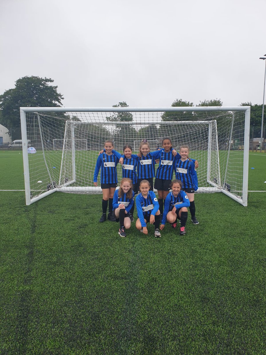 stelizabethsm22's tweet photo. Look at the smiles on these faces! Our Year 5 girls are having a fantastic time at the Manchester Primary Schools Girls Football Festival. Well done girls!
#NSSW2021
#TeamManchester
#Nationalschoolsportweek
#girlsfootball #womenseuros
#FAgirls #manchesterFA
@mcrschoolsPE https://t.co/uGACnplbPT