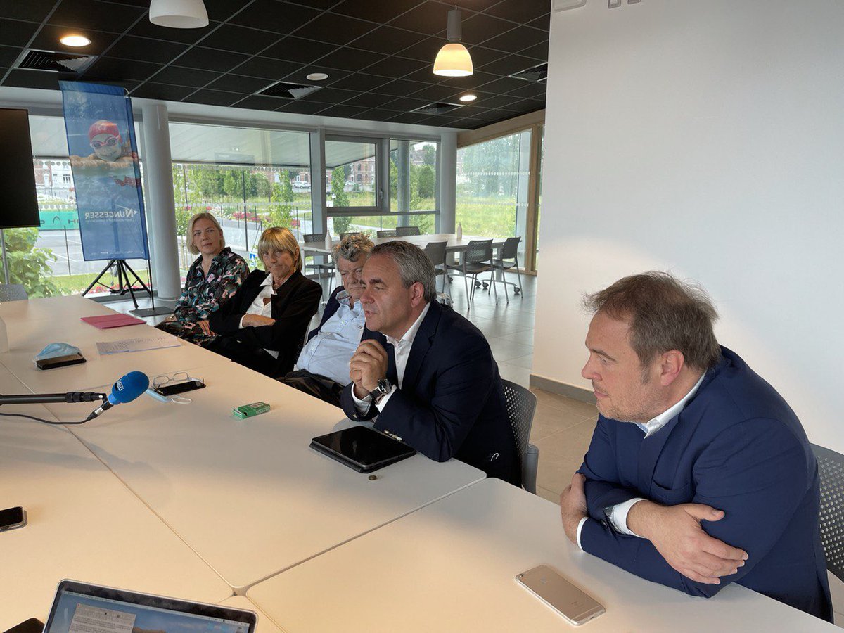 xavierbertrand's tweet image. .@valerieletard et @LauDegallaix sont des avocats de leur territoire. Ils se sont battus pour #Ascoval et continueront demain à se battre pour l’industrie ferroviaire et l’hydrogène. C’est un tandem qui a de l’expérience et qui n’oublie pas de se battre pour les gens ! @JLBorloo