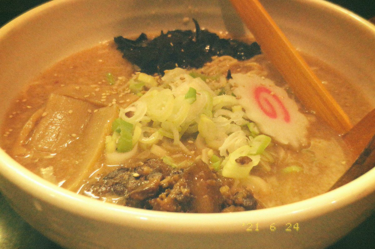 みんなの 梁山泊 ラーメン 口コミ 評判 食べたいランチ 夜ごはんがきっと見つかる ナウティスイーツ