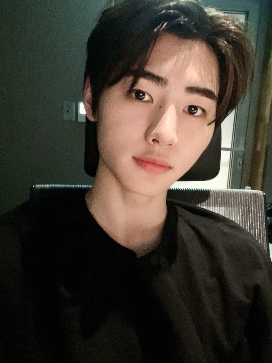 doll sunghoon 🌟 tweet media