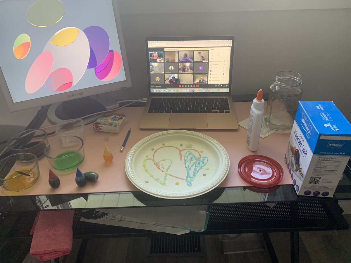 MisssHenriques's tweet photo. We have been having so much fun with student lead activities this past week!! From slime making, to math games, to comic book creating, we have done quite the list - yesterdays hit was salt painting 🎨 #endofyearfun #studentleadership https://t.co/oy94BimW0i