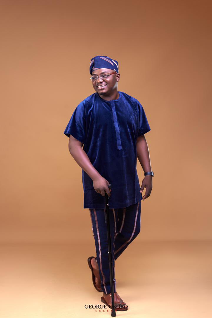 Happy birthday to one of our favs Mr Dayo Esq aka Legal Prince of Abuja!    Custom tailoring by 