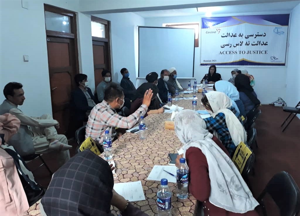 EPD_AFG's tweet photo. Committee members of #Access2Justice held the monthly meeting with department of #Justice, #ProvincialCouncil, Dpt of Women’s Affairs, #CivilActivists, #CommunityElders &amp; #Media in #Bamyan. Various issues &amp; awareness programs related to access2justice were discussed.
@afg_salah https://t.co/QbSedNa17y