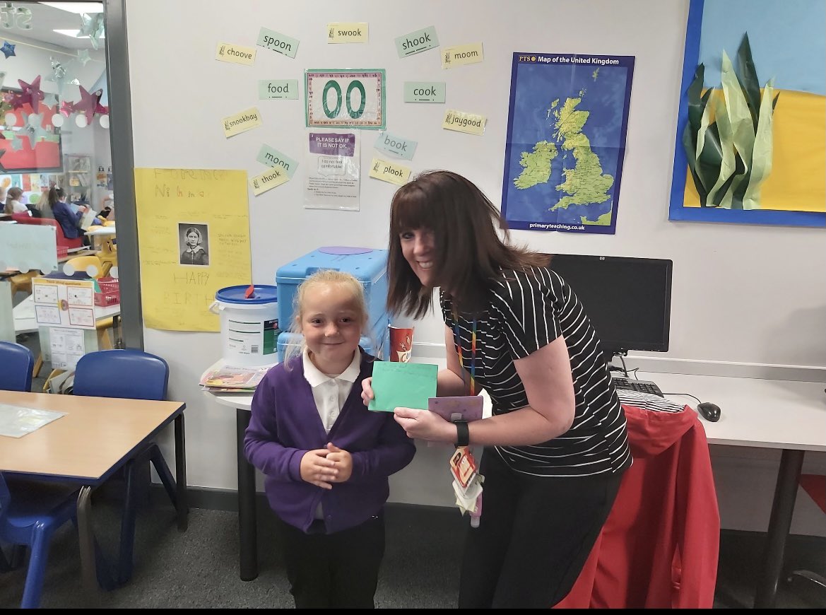 NCEA_Bishops's tweet photo. #ThankATeacher Yesterday lots of our staff - teaching and non teaching - were delighted to receive notes, cards, smiles and greetings from our children. #TeamJBP 🧡💜 https://t.co/4iopUoYEWo