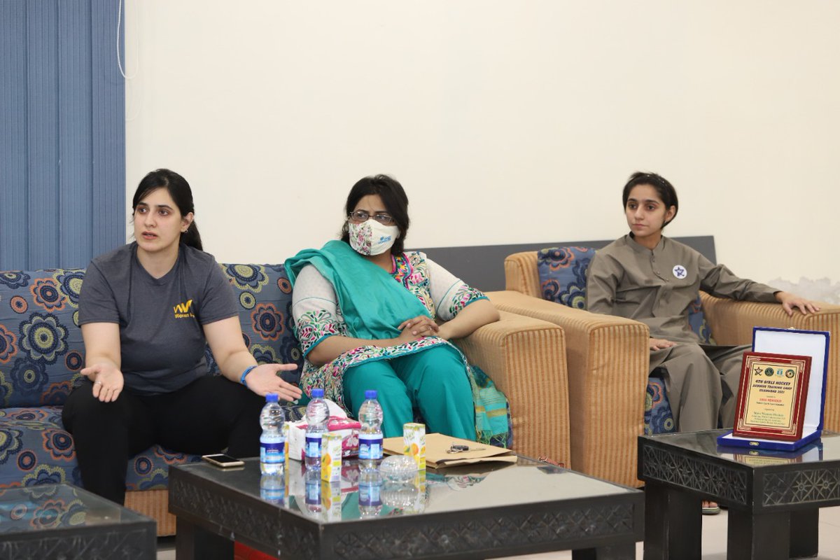 unwomen_pak's tweet photo. "It’s important to focus on your present. It doesn’t matter if you get to play for the national team, what matters is you get a chance to play- to do something you love - now. Not everyone gets a chance to enjoy sports. Put in the hard work and you will be rewarded" -@sanamahmud https://t.co/1eoUbV7gUt