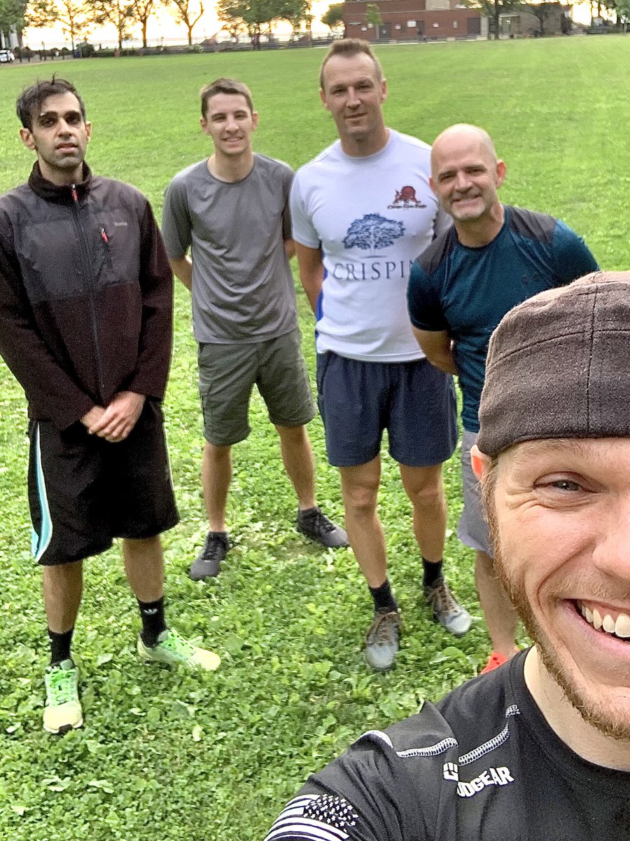 F3Chicago's tweet photo. 6/24: Five for a @F3Rancid led beatdown at #DipCity on a breezy Thursday mornโ. Wandering, Zippers, and The Big Count Down kept our PAX closer to #GettingRight. Next week, Schroeder is back on the Q! https://t.co/5aKnZRZWKy