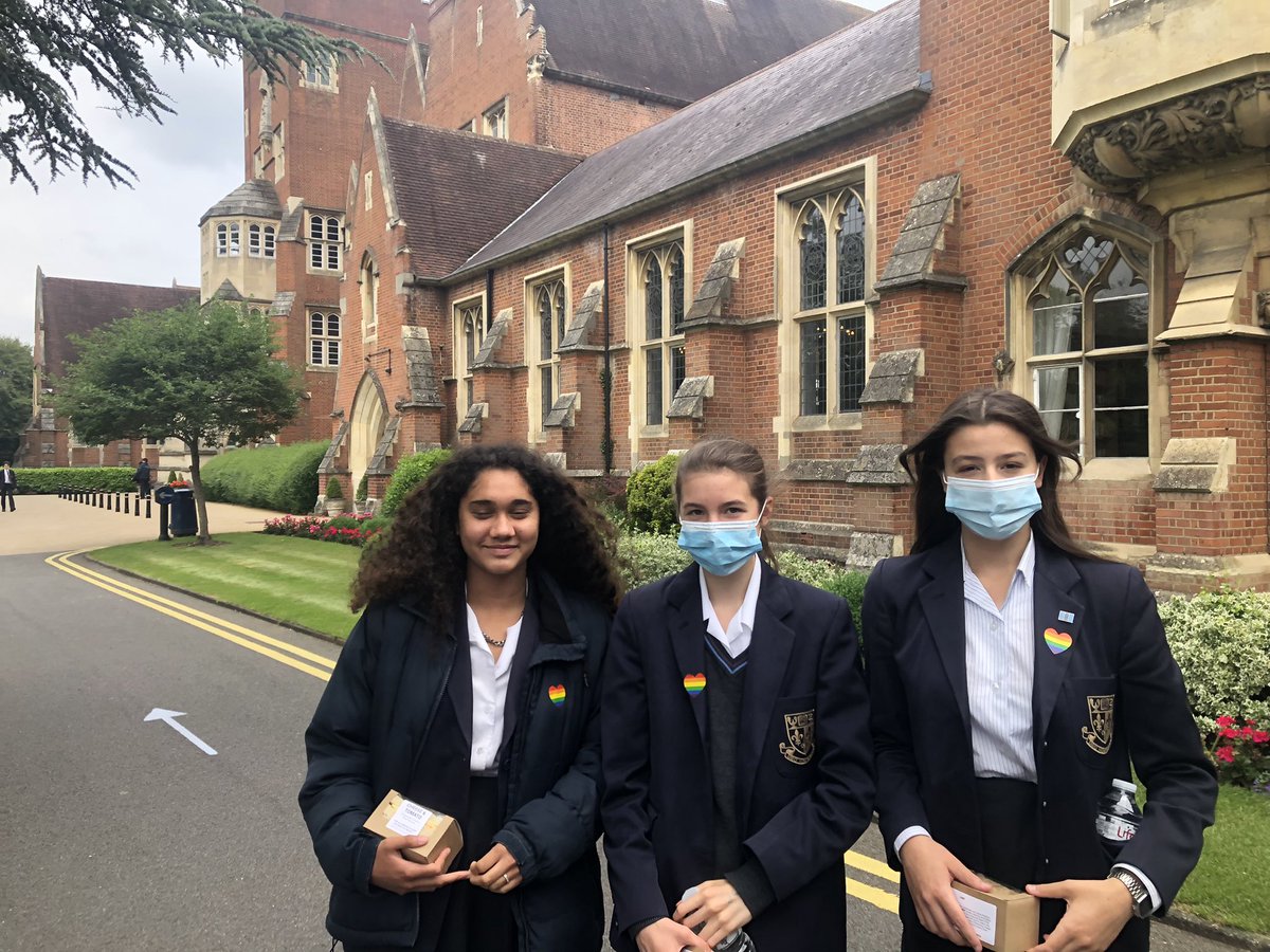 A proud day of celebration 🎉🌈👏<a href="/RSE_day/">RSE Day</a> <a href="/EpsomCollegeUK/">Epsom College</a> <a href="/EpsomC_LowerSch/">EpsomC_LowerSchool</a> #rse21 #SchoolDiversityWeek #Pride2021 <a href="/votesforschools/">VotesforSchools 🗳️🌍📢</a> <a href="/sex_ed_forum/">Sex Education Forum</a> <a href="/ithappens_edu/">It Happens Education... RSHE</a> <a href="/FumbleUK/">Fumble</a> #DiversityandInclusion #Equality
