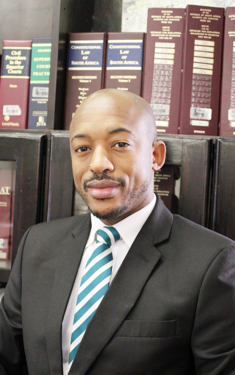 DOJCD_ZA's tweet photo. #CareersinJustice
Advocate Lwandiso Kwababana is a Legal Administrative Officer at the Department of Justice and Constitutional Development Western Cape Regional Office.
 #YouthMonth2021 https://t.co/qhB0BiKsm6