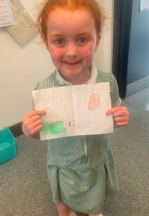 DeputyJanS's tweet photo. Beautiful independent work shared with me this morning from a Nursery Crew Member who is clearly very #ReadyforReception ! #Phonics #Realreasonstowrite #Literacy @Andreacurran15 @svpprimary @SVPEYFS https://t.co/hFNcKX0DQk