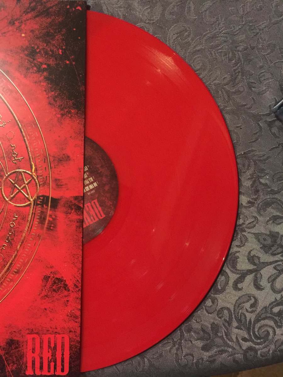 AngryTaniwha's tweet photo. Went to my first ever concert with my mama, aunt and adopted aunt. It was amazing and I’m loving the record. All need to do now is save up for a player or something to listen to the album.
#Devilskin https://t.co/2DasXaLbu7