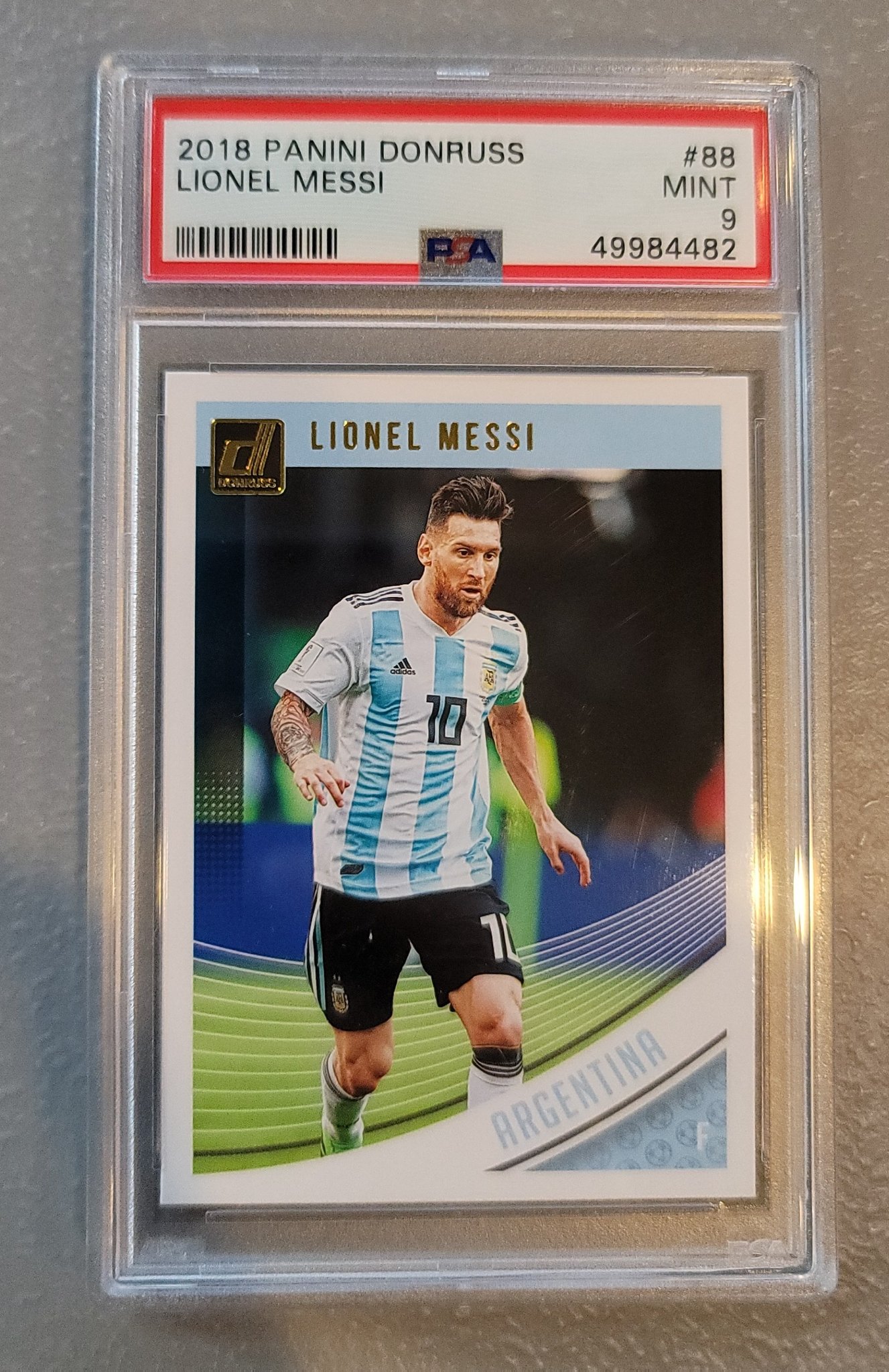 RARE Topps Crystal Lionel Messi Star Striker Champions League Card 2018/19 