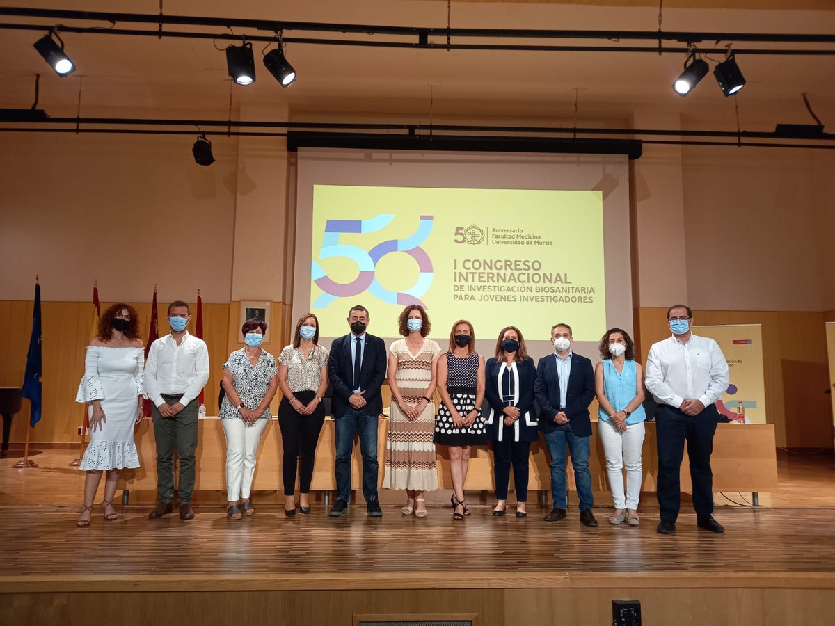 📢Hoy se ha celebrado el I Congreso Internacional de #Investigación #Biosanitaria.

📌Un punto de encuentro y una herramienta de formación complementaria para fomentar la investigación en los jóvenes estudiantes.

#MurciaSalud