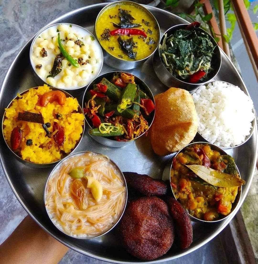 RaviMul59528359's tweet image. Here is my entry team 
Healthy Breakfast 
#RamdevContest #BreakfastContest #RamdevMasala #PrimiumSpices #BasicSpices #RamdevMasala 
#GujaratiFood #CookingWithLove #CookAtHome #MakeAtHome
Tags
@sanyamulchanda1 
@JyotiTalreja13 
@PinjaniSimran