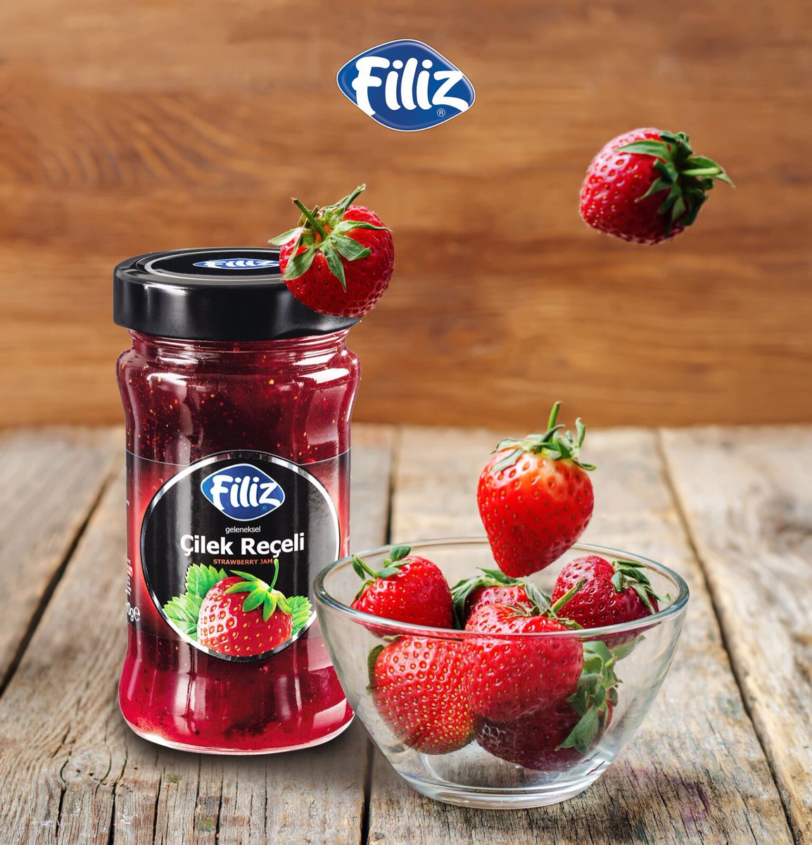 1928’den bu güne en taze, en doğal meyveler ile sofranıza geliyoruz. 🍓🍊🍑🍒🍅