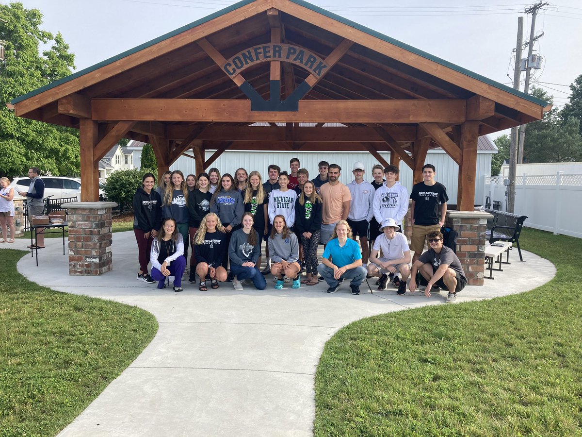 Great turnout today! End of the year celebration, awards and donuts and coffee! We will miss the seniors and hope to see everyone back next year🖤🤍🖤