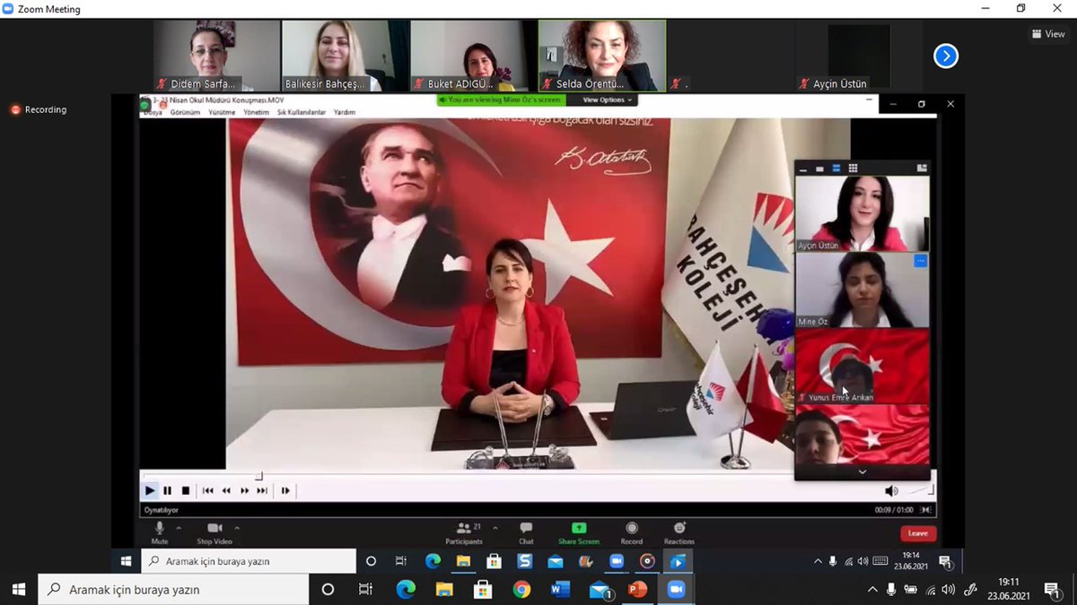 BlkBahcesehir's tweet photo. 4. sınıf öğrencilerimizin "Ortaokula Geçiyorum" törenini coşku ile gerçekleştirdik.💙❤️ @bahcesehir_k12 @BuketAdiguler @ErkenCocukluk https://t.co/5d4yLKKnII