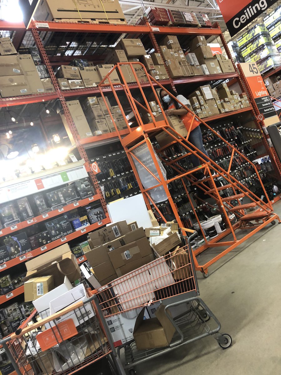 Shaina M-Collins tweet media