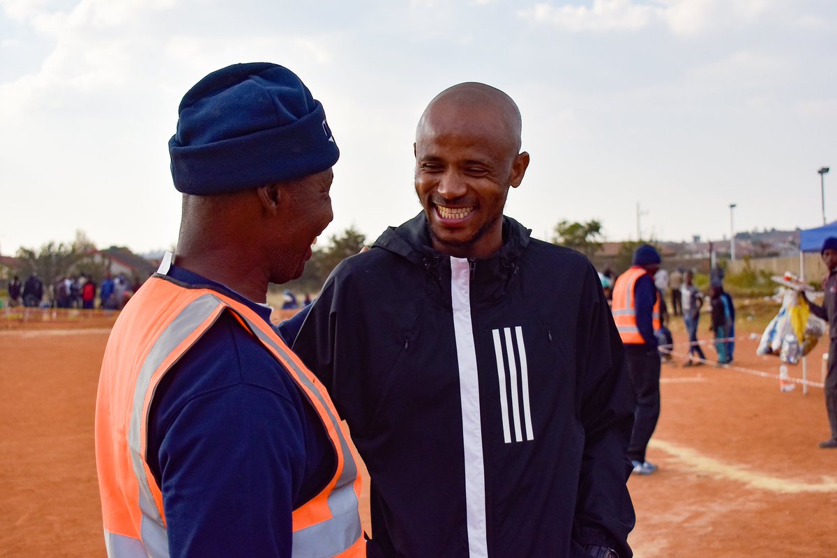 XMGoals4Pads's tweet photo. Happy 30th birthday to the Founder of Xola Mlambo Goals 4 Pads, @Xola_Mlambo_10. May your humility, kind, loving and giving heart be rewarded with many more years of God's glory, love, joy and blessings❤🙏🏾🎂. #Xola10MlamboCares https://t.co/BNhw4DwmlX
