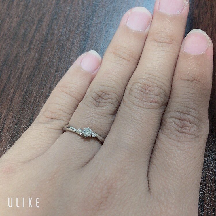to1017_ri's tweet photo. DisneySeaで彼氏がプロポーズしてくれた💍✨ https://t.co/Kg8iLXHYp5