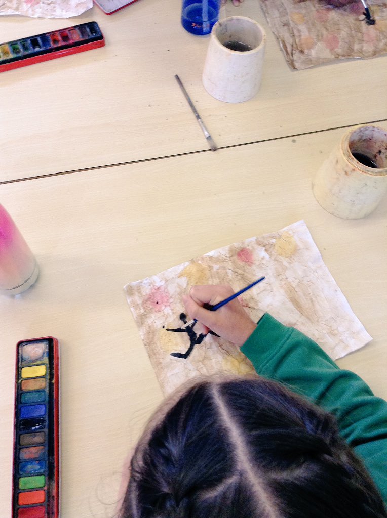svdp_school's tweet photo. Year 3 have been cave painting. We have been studying The Stone Age & creating our own cave paintings.
#svdepHISTORY
#svdepART
#cavepainting
#stoneage https://t.co/jemsk5vzBd