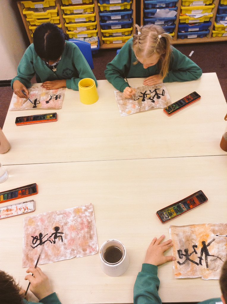 svdp_school's tweet photo. Year 3 have been cave painting. We have been studying The Stone Age & creating our own cave paintings.
#svdepHISTORY
#svdepART
#cavepainting
#stoneage https://t.co/jemsk5vzBd