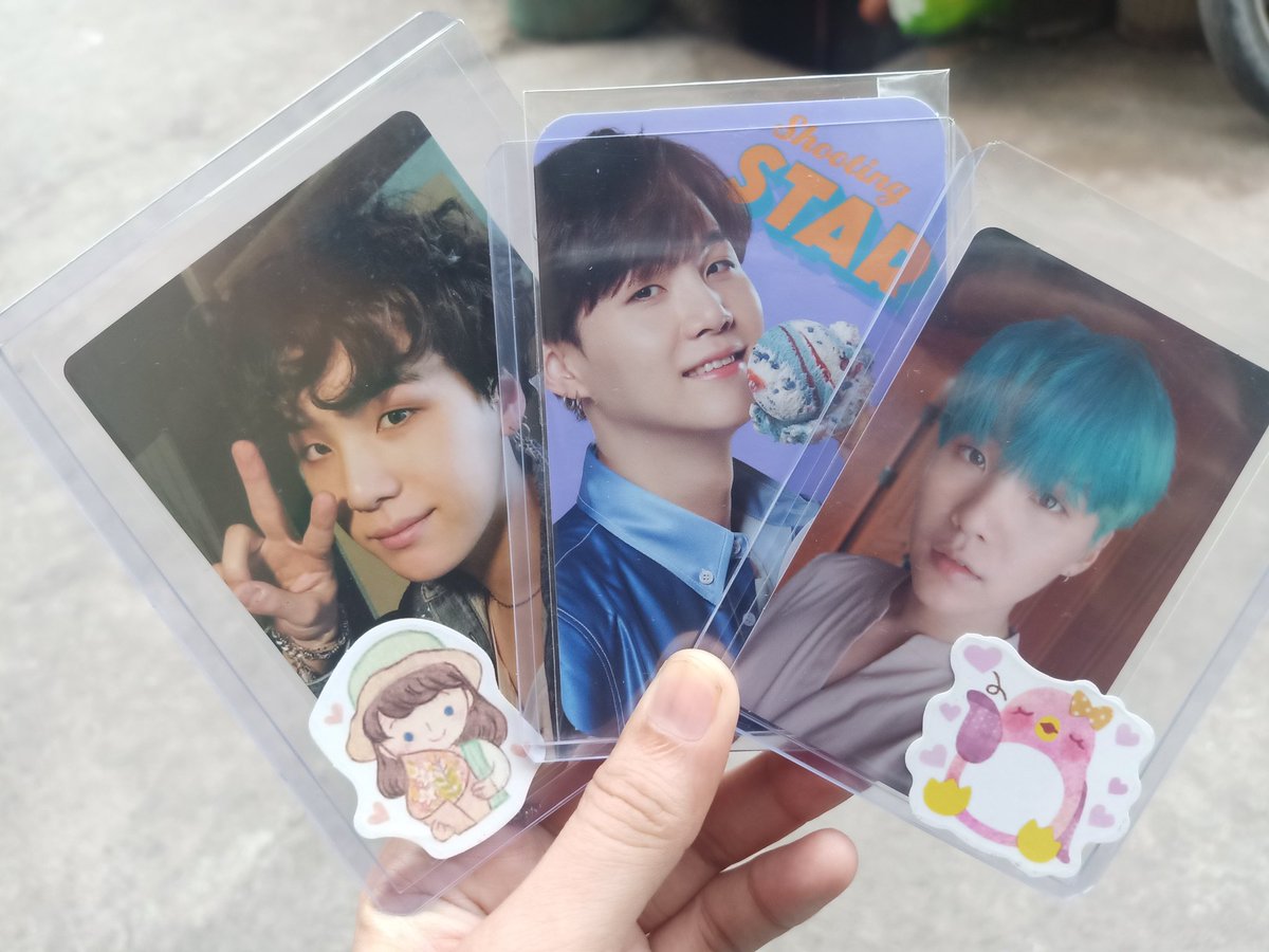 ImwithChu's tweet photo. Thank you @borahaephshop for this Yoongi pc! π https://t.co/K8xfYvFTMv