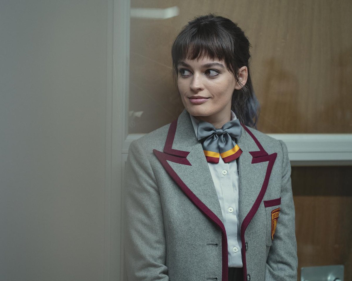 NetflixFR's tweet photo. Tous les épisodes de la saison seront disponibles ! Et pour fêter ça, on a des premières images : https://t.co/cGsOQOIifv