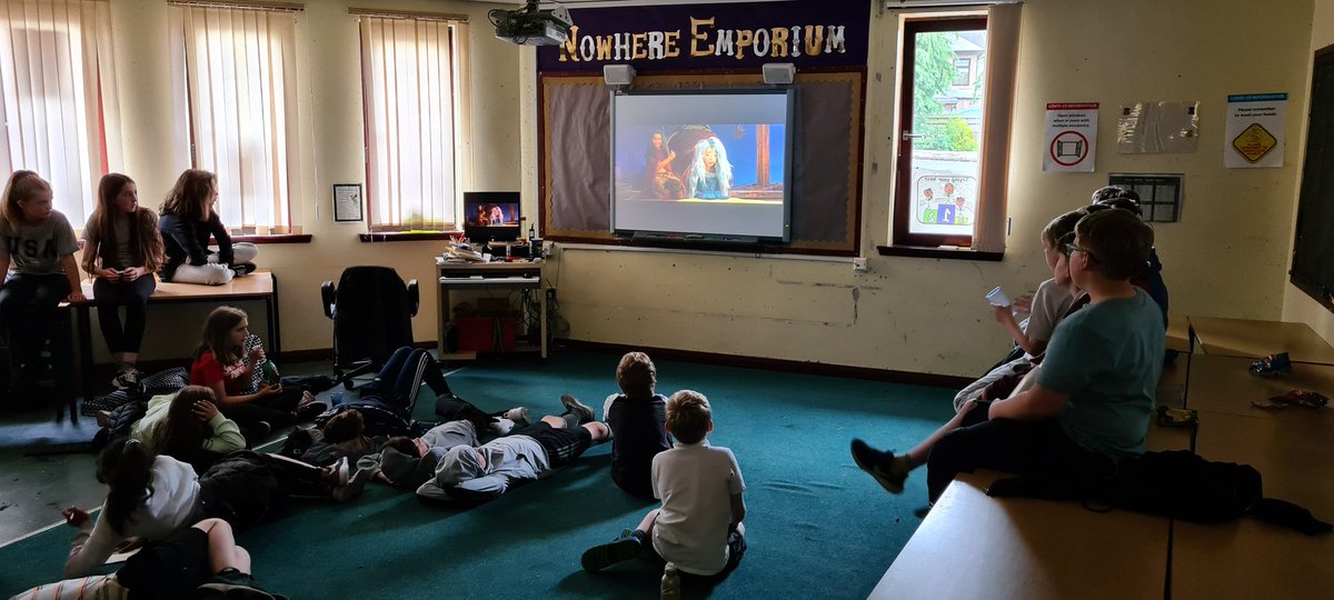 Movie with snacks for our final full day of primary 6 #treatafternoon