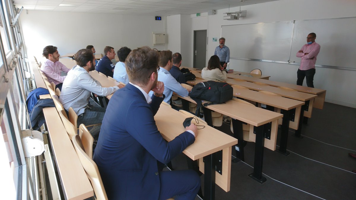 ⚡Nos stars⭐du #pitch powered by <a href="/NEOMAbs/">NEOMA Business School</a> #incubateurs s'apprêtent à tester leur idée devant <a href="/ilanbenhaim/">Ilan Benhaim</a>, diplômé #PGE 2001 de <a href="/NEOMAbs/">NEOMA Business School</a>, co-fondateur de <a href="/Veepee_Fr/">Veepee</a> et Président de <a href="/NEOMA_Alumni/">NEOMA Alumni</a> 💪#entrepreneuriat #startup #catchthewave 🌊#nostress