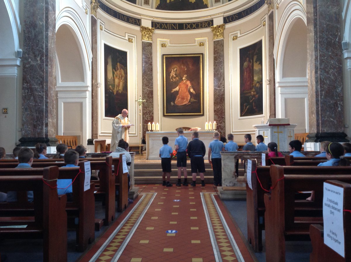 philip_bede's tweet photo. Year 3 Enrollment Mass who will shortly begin their First Holy Communion programme.  #HolyCommunion #Year3 #StPhilipNeri https://t.co/gLe7luKugm