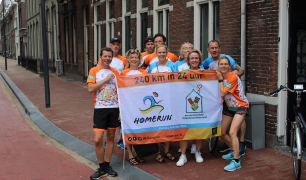 Team Lekker Lekker Lôpe sponsort Ronald McDonald Huis -  bosscheomroep.nl/nieuws/algemee…