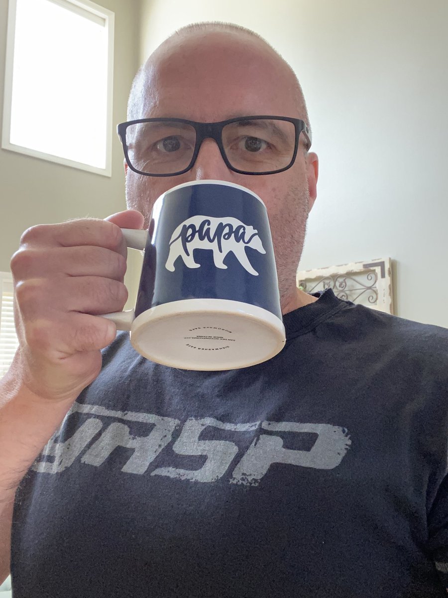 Papa_Coleman_KY's tweet photo. My new, favorite mug. When it comes from your grandkids, it makes the coffee taste better.
#papa #papabear #coffee #coffeemug #coffeemugsofinstagram #coffeemugoftheday #grandkids #grandkidsarethebest https://t.co/kzbc97RU3y