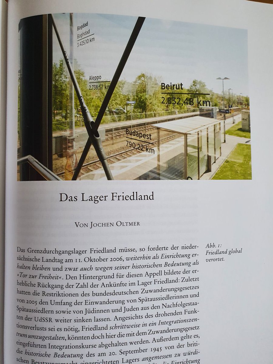 IMIS_UOS's tweet photo. Vorläufigkeit ist ein Kernmerkmal eines Lagers. Das Lager Friedland aber existiert seit 1945. Über die Hintergründe dieser „dauerhaften Vorläufigkeit“ berichtet ein gerade erschienener Aufsatz von IMIS-Mitglied @OltmerJochen: https://t.co/PvJPbMPFOw #WorldRefugeeDay https://t.co/ysMglQGdyI
