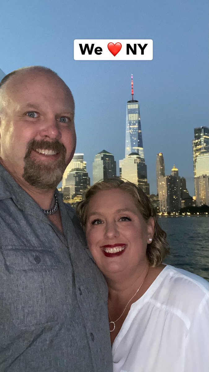 stovall_ll's tweet photo. Happy 25th anniversary to my beautiful wife. Thank you for loving me.😘 https://t.co/08R9igDr9r