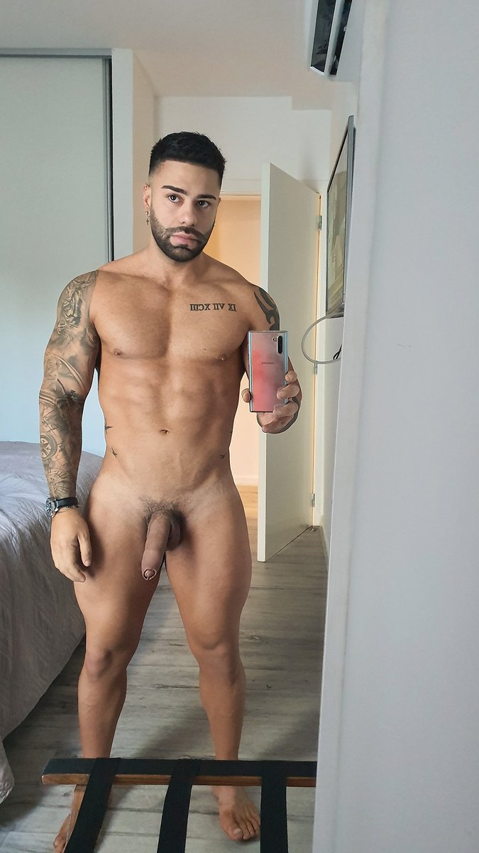 XEscuderomilton's tweet photo. Buen día mis bellos seguidores! Aquí recién despertando, y ustedes? 🥱😴 https://t.co/bPrkkYuu5D