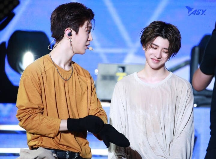 bby_100's tweet photo. คิดถึง...
#chengkun https://t.co/BYhRsIsF1A