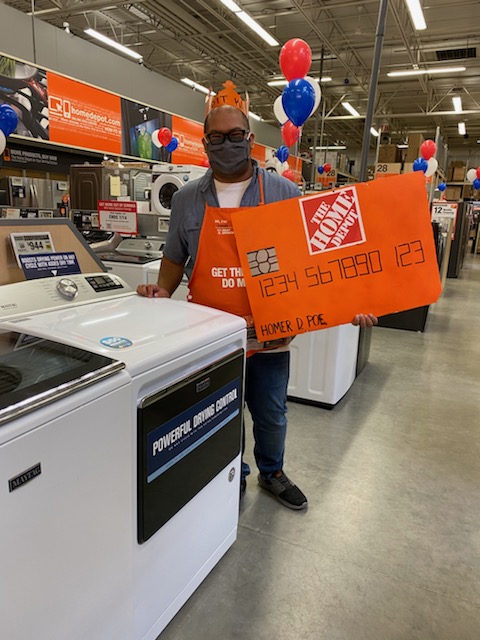 Pro Cashier James hit a milestone for driving consumer credit!!! 100 credit accounts opened since the beginning of the fiscal year!!! Great job James!! Keep up the great work!! @ThdBeagley @blueruby797 <a href="/KB8563HD/">Kevin</a> <a href="/SapersteinJ/">Jason Saperstein</a>