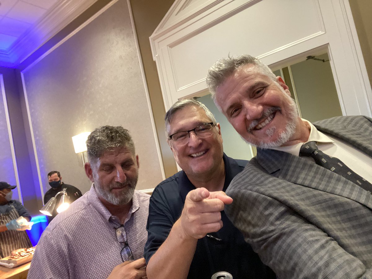 PaniniPete's tweet photo. fun @seniorbowl events this week for their new Hall of Famers! @pt_turner98 in the house #thedraftstartsinmobile #seniorbowl #mobile #ppadventures #paninipete https://t.co/e0M31Hj8bN