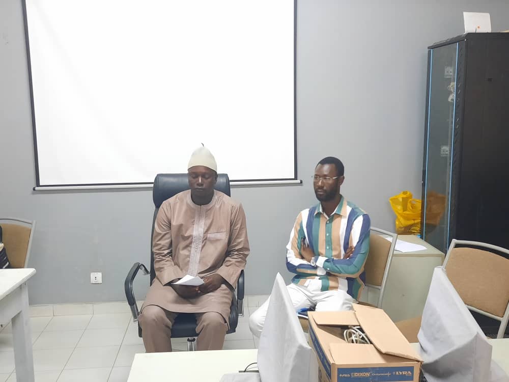 Clôture de la cérémonie par le DC du Maire qui a exprimé toute sa gratitude à l'#AJE pour la tenue des sessions d'où les participants sont sortis conscients de la nécessité de la prise en compte des enjeux #environnementaux @oxfamausenegal <a href="/Ajges01/">Jeunes géologues et environnementalistes Sn(AJGES)</a> <a href="/osidea/">OSIDEA onlus</a> #CAJUST #Endadiapol