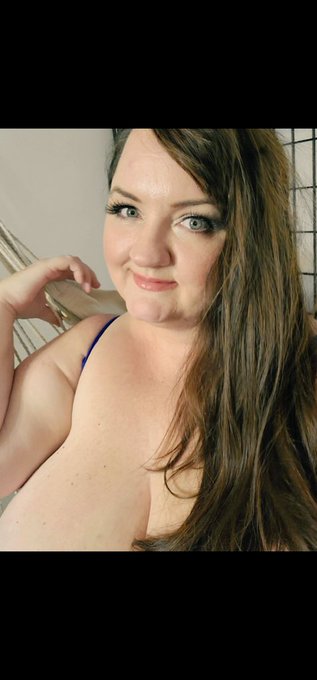 Since I need to raise money for my hotel costs in Chicago, I will be getting on cam tonight, tomorrow