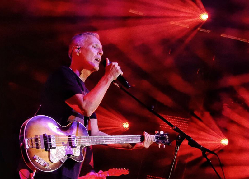 Happy birthday wishes today also to Curt Smith, singer/bassist of Tears For Fears! 